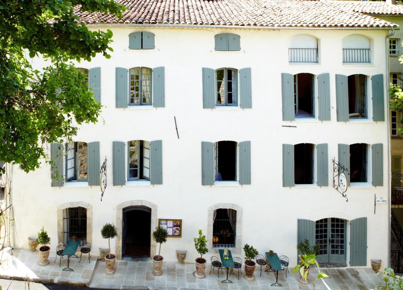 Hotel Restaurant Des Deux Rocs Seillans Exterior photo